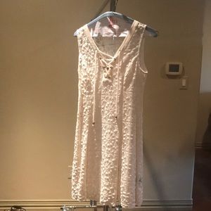 Cream colored juniors dress size small
